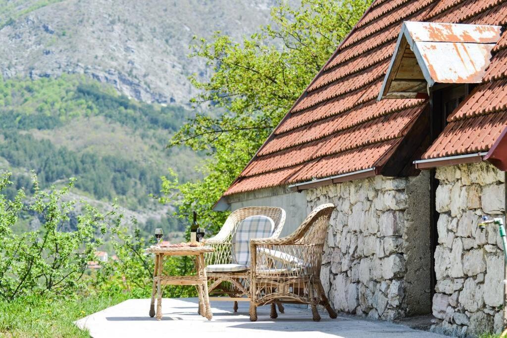 Grandma'S Hut Villa Nikšić Eksteriør billede