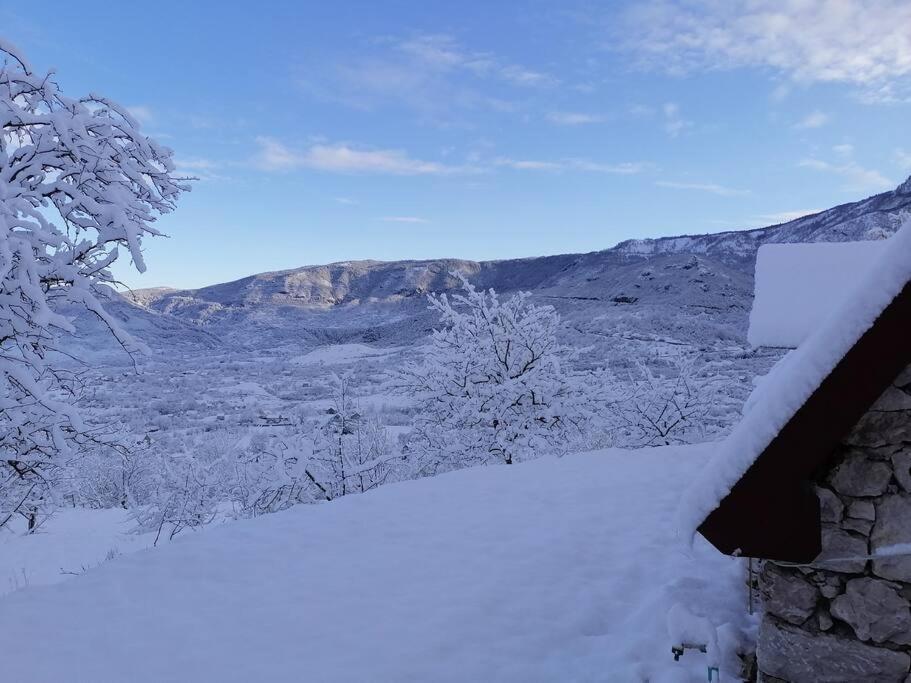 Grandma'S Hut Villa Nikšić Eksteriør billede