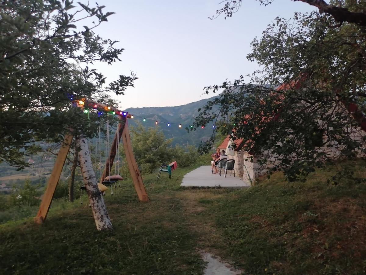 Grandma'S Hut Villa Nikšić Eksteriør billede